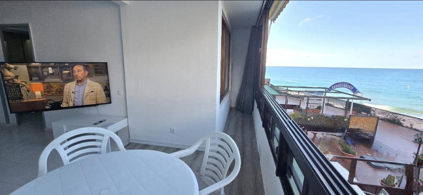Beachfront Patalavaca Ngoại thất bức ảnh
