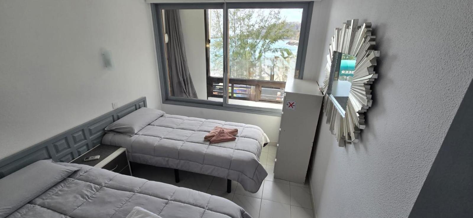 Beachfront Patalavaca Ngoại thất bức ảnh