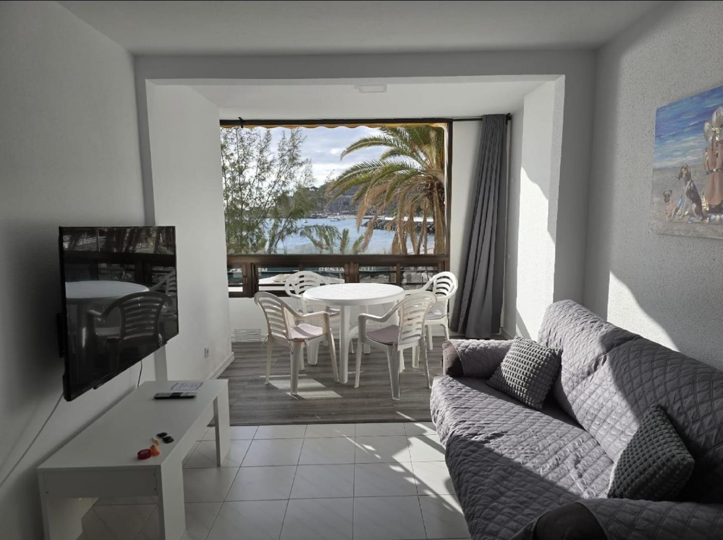 Beachfront Patalavaca Ngoại thất bức ảnh